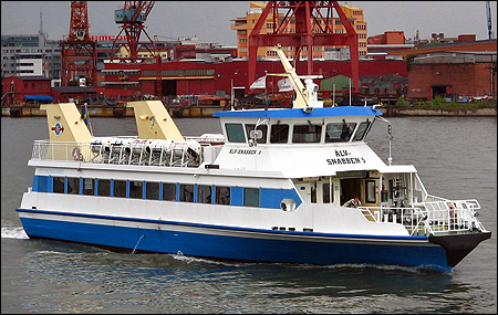 �lv-Snabben 5 utanf�r Lilla Bommen, G�teborg 2006-07-31