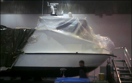 Bella i Kewatec Aluboats varvshall 2010-06-18