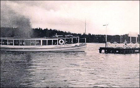 Ingar� Strand vid F�gelviks brygga, Ingar�