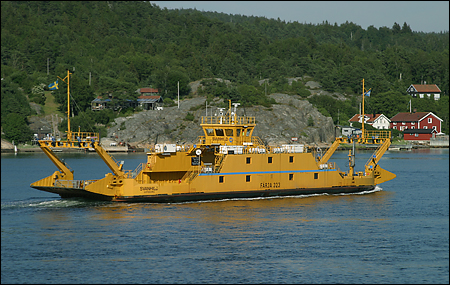 Svanhild p� Svanesundsleden 2006-07-04