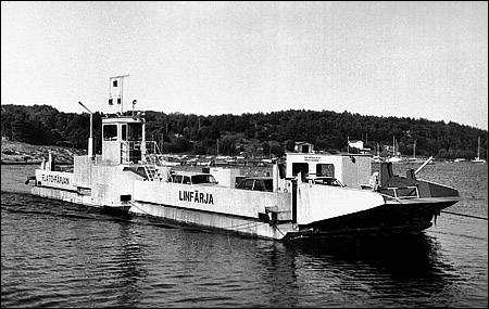 Flat� F�rja mellan �ng� och Fruvik 1981-07-07