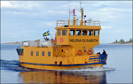 Helena Elisabeth utanf�r Byviken, Holm�n 2011-08-23