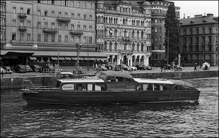 Husar vid Strmkajen, Stockholm 1950