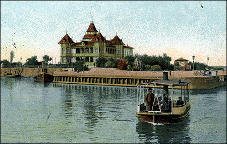 Kvick utanf�r hamnpaviljongen i Helsingborg