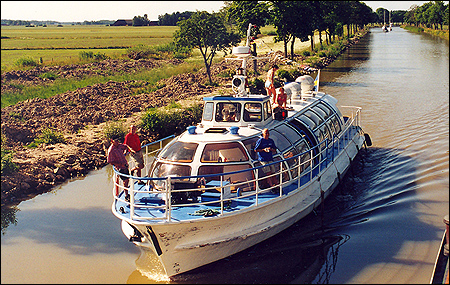 Sandsk�r af S�derhamn i G�ta Kanal 2001-07-25