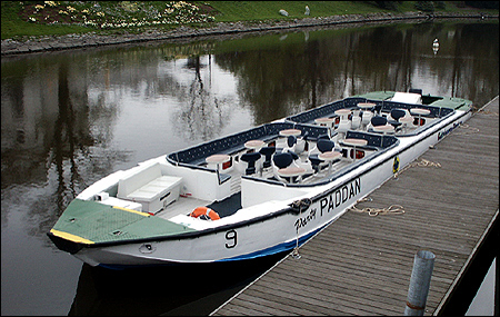 Paddan 9 vid Kungsportsbron, G�teborg 2005-05-04