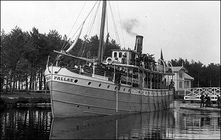 Pallas vid R�desund, Karlsborg