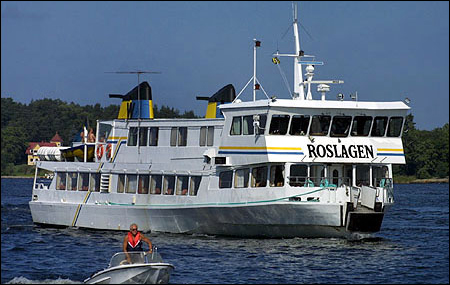 Roslagen p N:a Vaxholmsfjrden, Vaxholm 2001-08-15