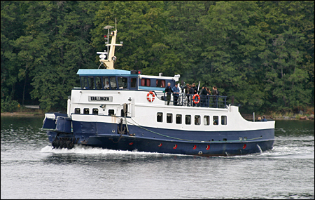 Kanholmen som Krallingen p� L�ngholmsfj�rden, Vaxholm 2004-09-02