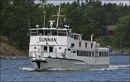 Sunnan vid Orn� kyrka, Orn� 2015-07-11