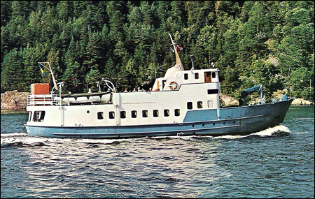 Svan� p� Idefjorden