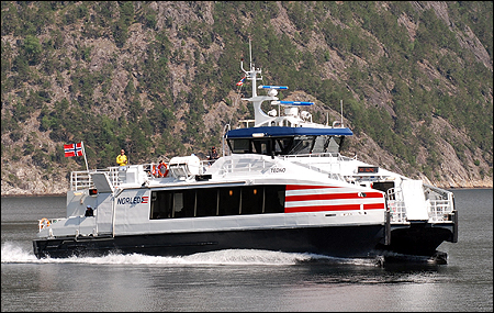 Tedno i Ulvikafjorden, Hardanger 2015-07-03