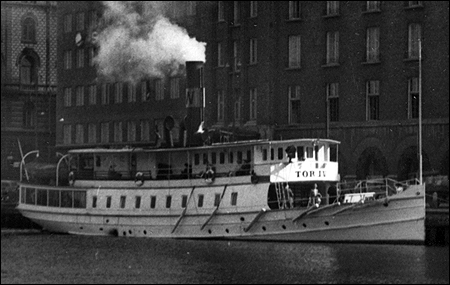 Tor IV vid Nybrokajen, Stockholm 1950-08