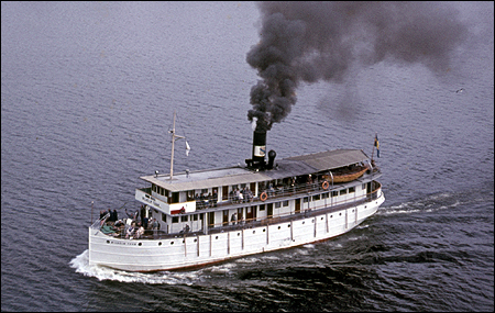 Wilhelm Tham p� Riddarfj�rden, Stockholm 1963-07-14